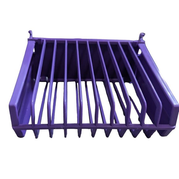 Plastic Hanging Pet Feeder for Hay and Grass for Birdcage or Rodent Enclosure Pu - Picture 3 of 10